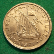 2,5 ������ 1977 ����������