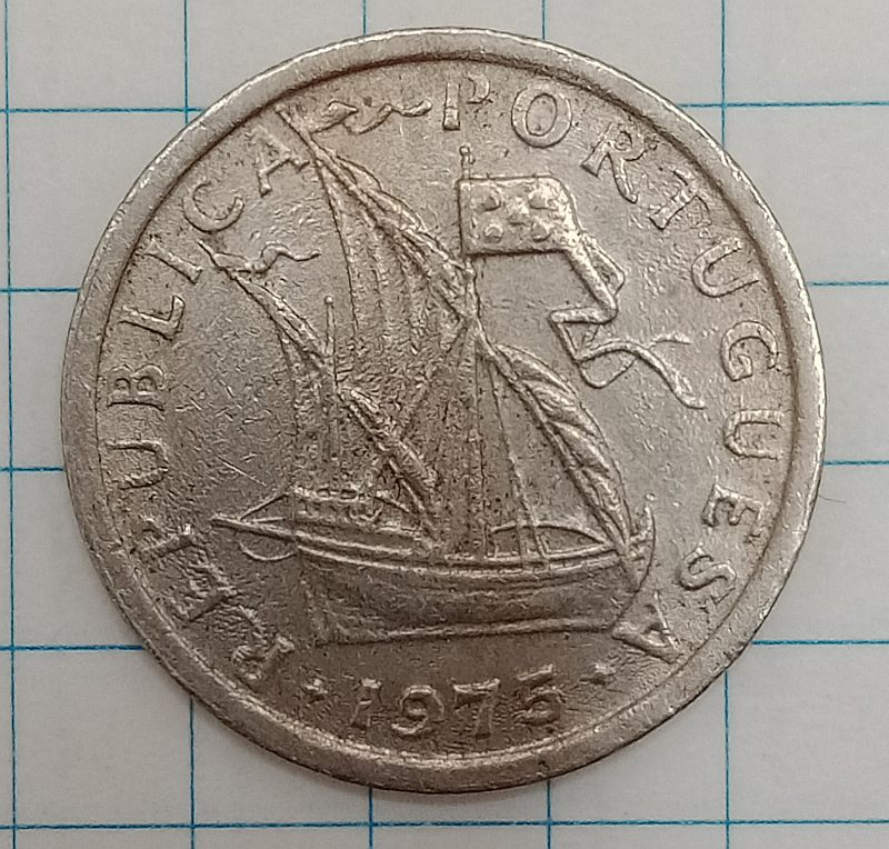 2,5 ������ 1975 ����������
