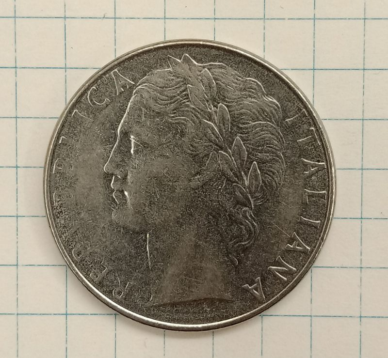 100 ��� 1977 ������
