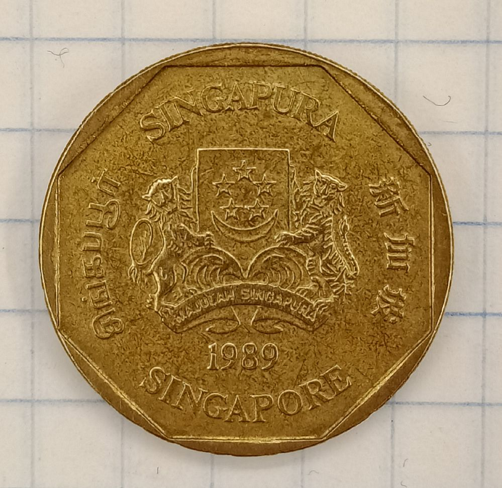 1 ������ 1989 ��������
