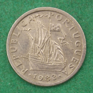 2,5 ������ 1983 ����������